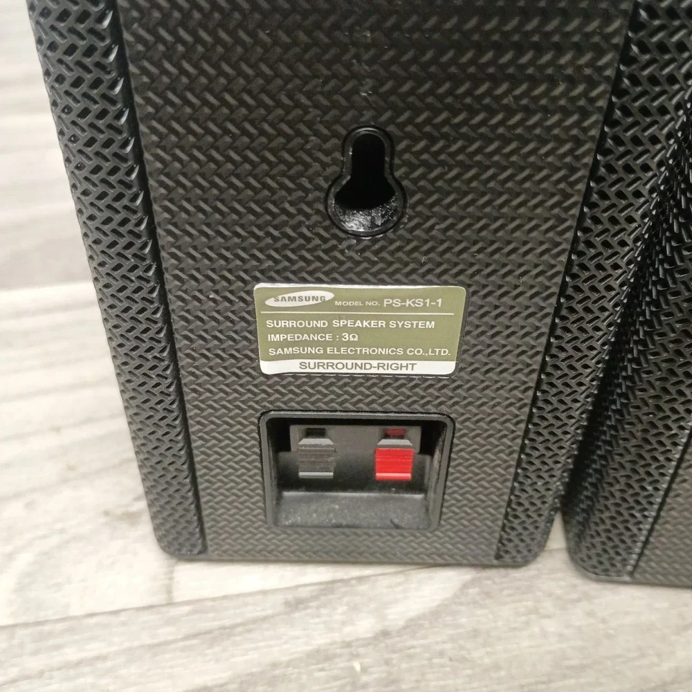 Samsung Surround Satellite Speakers PS-KS1-1  Left and Right